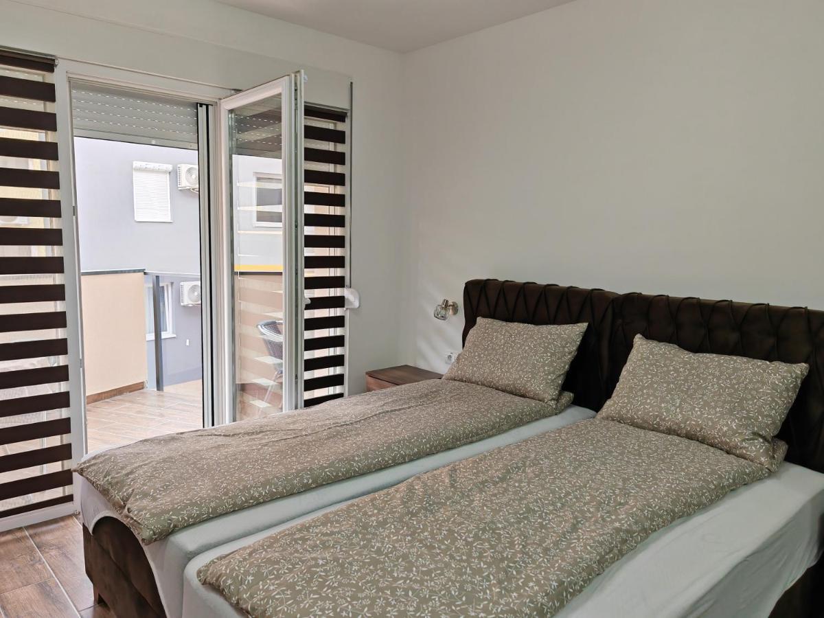 Imperial Apartment *