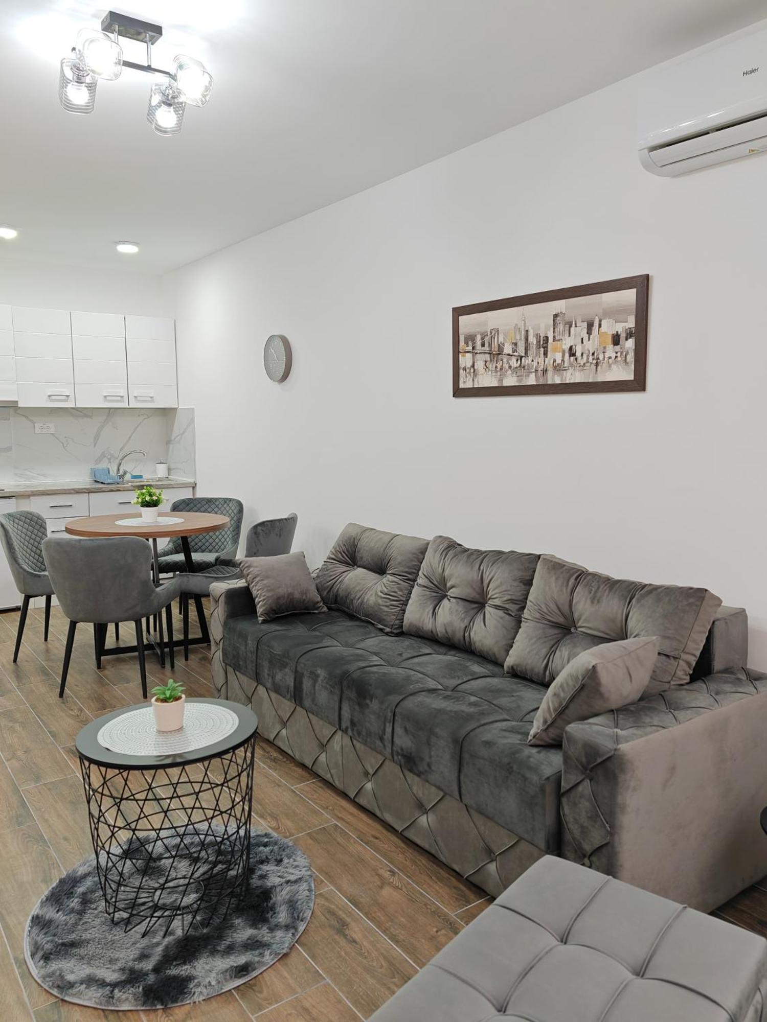 Imperial Apartment