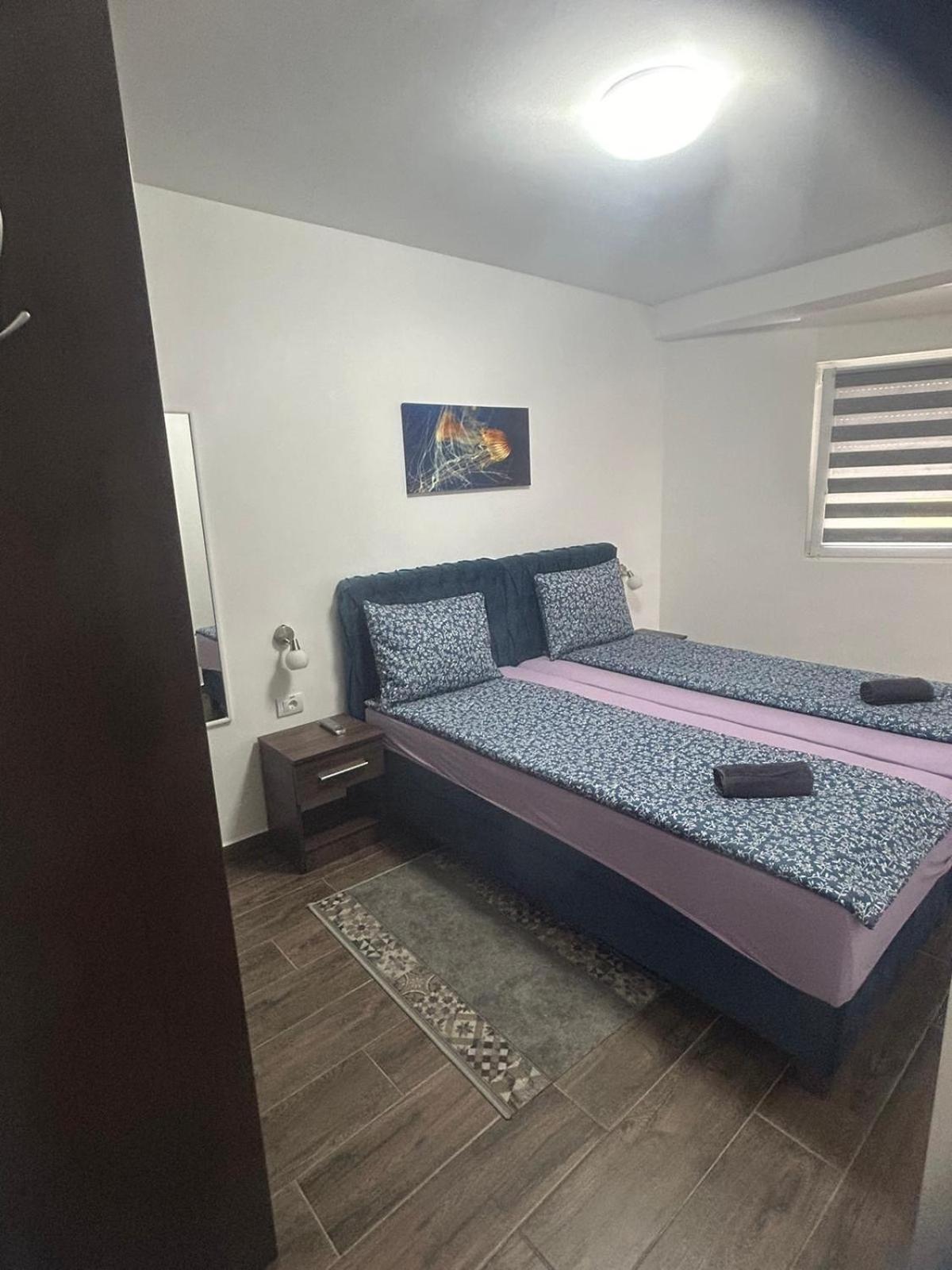 Imperial Apartment *
